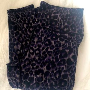 Fabletics womens yoga leggings